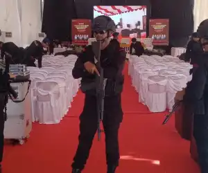 Brimob Sterilkan Lokasi Pengundian Nomor Urut Paslon Bupati