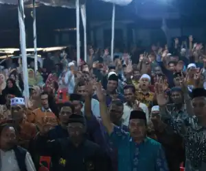Ribuan Orang Jadi Saksi, Asib Amin Kukuhkan Tim Pemenangan 5 Kecamatan