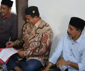 Safari Politik ke Beutong Ateuh, Paslon AMAN Sambangi Makam dan Kelurga Almarhum Tgk Bantaqiah