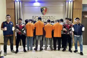 Polisi Tangkap 10 orang Terkait Judi Online, Sebagian Pelajar dan Ada Yang Petani