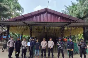 Amankan Ibadah Natal, Brimob Polda Aceh Batalyon C Pelopor Sterilisasi Sejumlah Gereja Di Aceh Singkil
