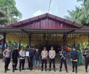 Amankan Ibadah Natal, Brimob Polda Aceh Batalyon C Pelopor Sterilisasi Sejumlah Gereja Di Aceh Singkil