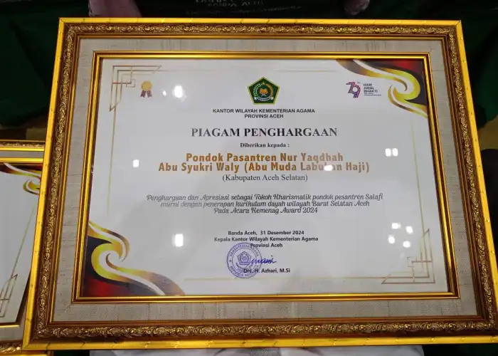 Abu Muda Syukri Waly Dapat Perhargaan dari Kementerian Agama Aceh, Sebagai Ulama Muda Kharismatik