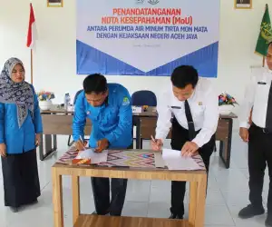 Selesaikan Tunggakan Rekening Air, Perumda Tirta Mon Mata Teken MoU dengan Kejari Aceh Jaya