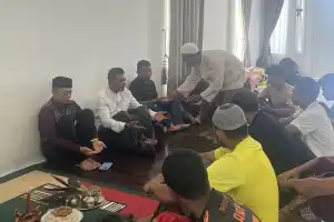 Tradisi Pesijuk Lepas Tim Adam Depok FC Debut Perdana di Liga 4