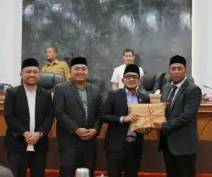 Terima LKPJ Bupati Nagan Raya Tahun 2024, Ini Pesan Ketua DPRK Mohd Rizki Ramadhan