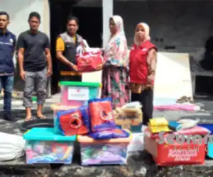 Korban Kebakaran Rumah di Aceh Jaya Terima Bantuan Masa Panik