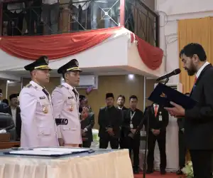 Gubernur Aceh Lantik Safwandi dan Muslem D sebagai Bupati dan Wakil Bupati Aceh Jaya Periode 2025-2030