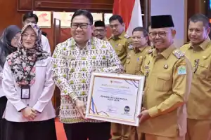 Raih Predikat A dari Ombudsman RI, Pj Bupati: Hasil Kerja Keras Seluruh Elemen