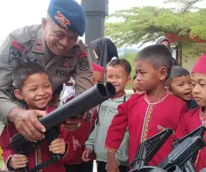 Anak-anak TK Negeri 4 Blang Kejeren Kunjungi Mako Brimob Kompi 4 Batalyon C Pelopor Dalam Rangka Outing Class