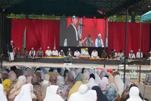 Ribuan Orang Hadiri Zikir Akbar Aceh Jaya, Safwandi : HUT Aceh Jaya Tidak Hanya Kegiatan Hiburan Tapi Juga Ada Zikir Akbar