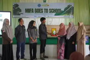 Mifa Goes to School Tanamkan Semangat Hijau Lewat Edukasi dan Aksi Nyata