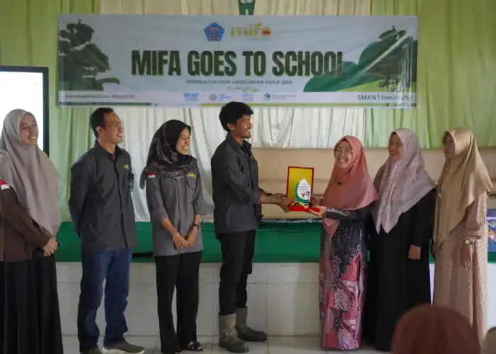 Mifa Goes to School Tanamkan Semangat Hijau Lewat Edukasi dan Aksi Nyata