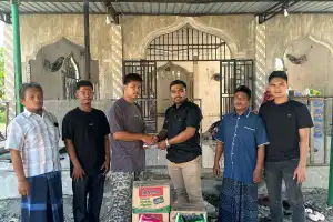 Respon cepat terhadap musibah, Riski julianda serahkan bantuan kepada korban kebakaran