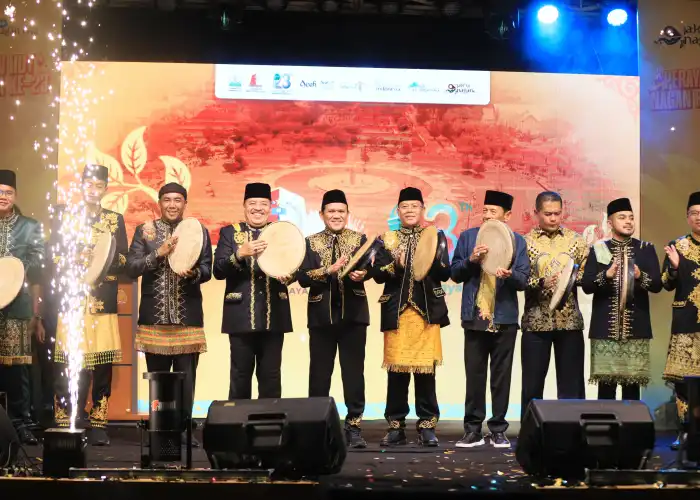 Pembukaan HUT ke-23 Nagan Raya Berlangsung Meriah, Dihadiri Utusan Presiden RI