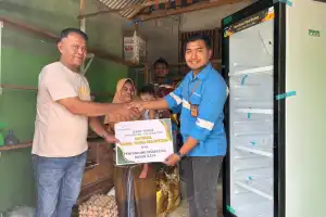 Usaha Penyandang Disabilitas Gulung Tikar, PT BEL Salurkan Bantuan Sembako