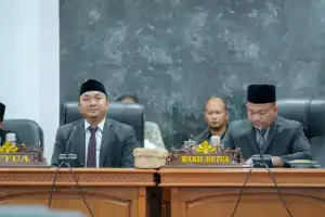DPRK menggelar Rapat Paripurna ke-4 masa persidangan I tahun sidang 2025–2026