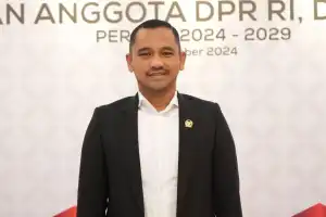 Presiden Harus Tegur Keras Gubsu Bobby Soal Razia Plat BL