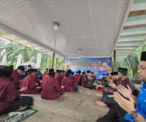 KNPI Nagan Raya Gelar Khanduri Maulid di Pesantren Istiqamatuddin Hayatus Surur
