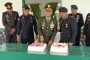 Perkuat Sinergi, Brimob Batalyon C Pelopor Kunjungi Yonif 856/Satria Bumi Sakti di Momen HUT TNI ke-80