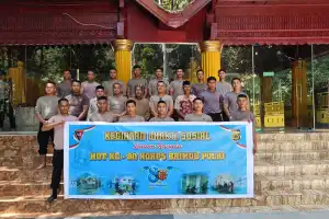 Brimob Polda Aceh Lestarikan Nilai Kepahlawanan Lewat Ziarah dan Bhakti Sosial di Makam Teuku Umar