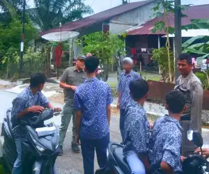 Satpol PP-WH Nagan Raya Tertibkan Siswa yang Berkeliaran saat Jam Belajar