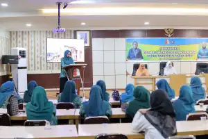 Ketua TP-PKK Nagan Raya Resmi Buka Sosialisasi Edukasi Pengelolaan Sampah