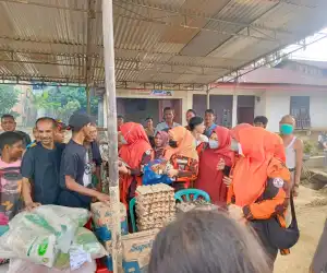 Pemuda Pancasila Nagan Raya Bantu Kebutuhan Warga yang Terdampak Banjir