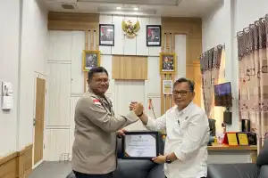 BPN Nagan Raya Serahkan Piagam Penghargaan Untuk Polres Nagan Raya, Ini Yang Dilakukan