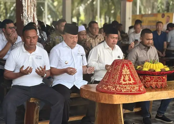 Grand Opening MJD Kupi Nagan Raya, Bupati TRK Hadiri Peusijuk