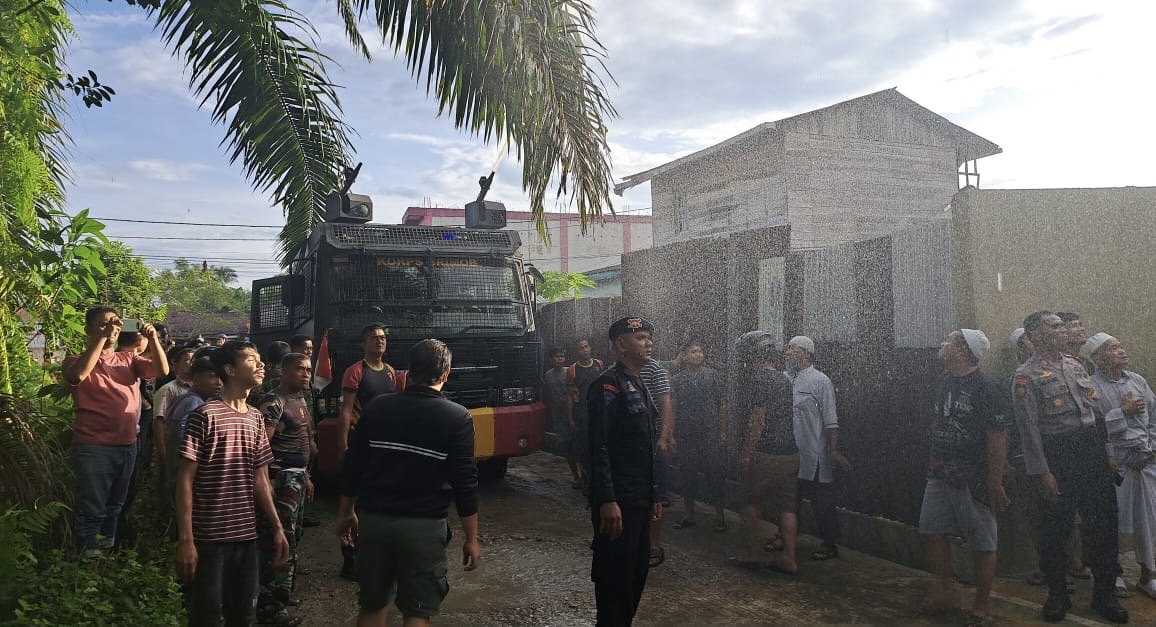 Tujuh Ruko Terbakar Di Subulussalam, Brimob Kerahkan Water Canon
