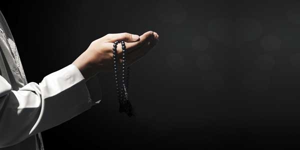 Cara Ampuh Menikung Orang Yang Kita Suka Lewat Doa Sepertiga Malam