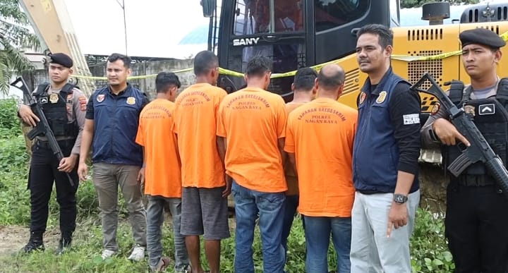 Polres Nagan Raya Tangkap 5 Orang Diduga Pelaku Penambangan Ilegal