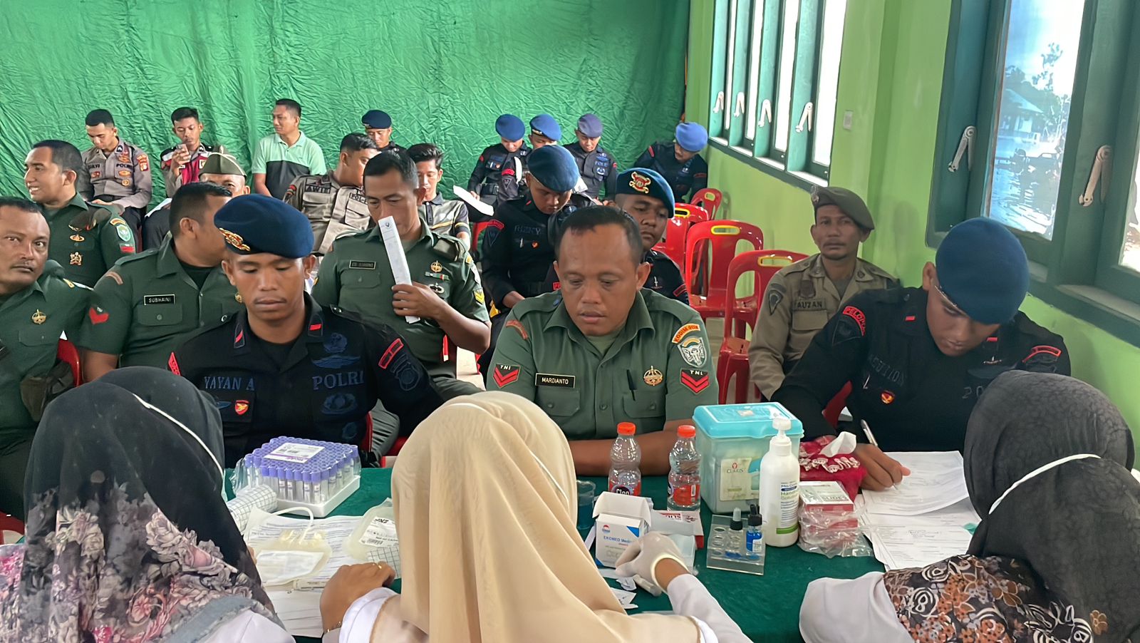 Sambut HUT Ke-79 Persit Kartika Chandra Kirana, Brimob Batalyon C Pelopor Ikut Partisipasi Donor Darah