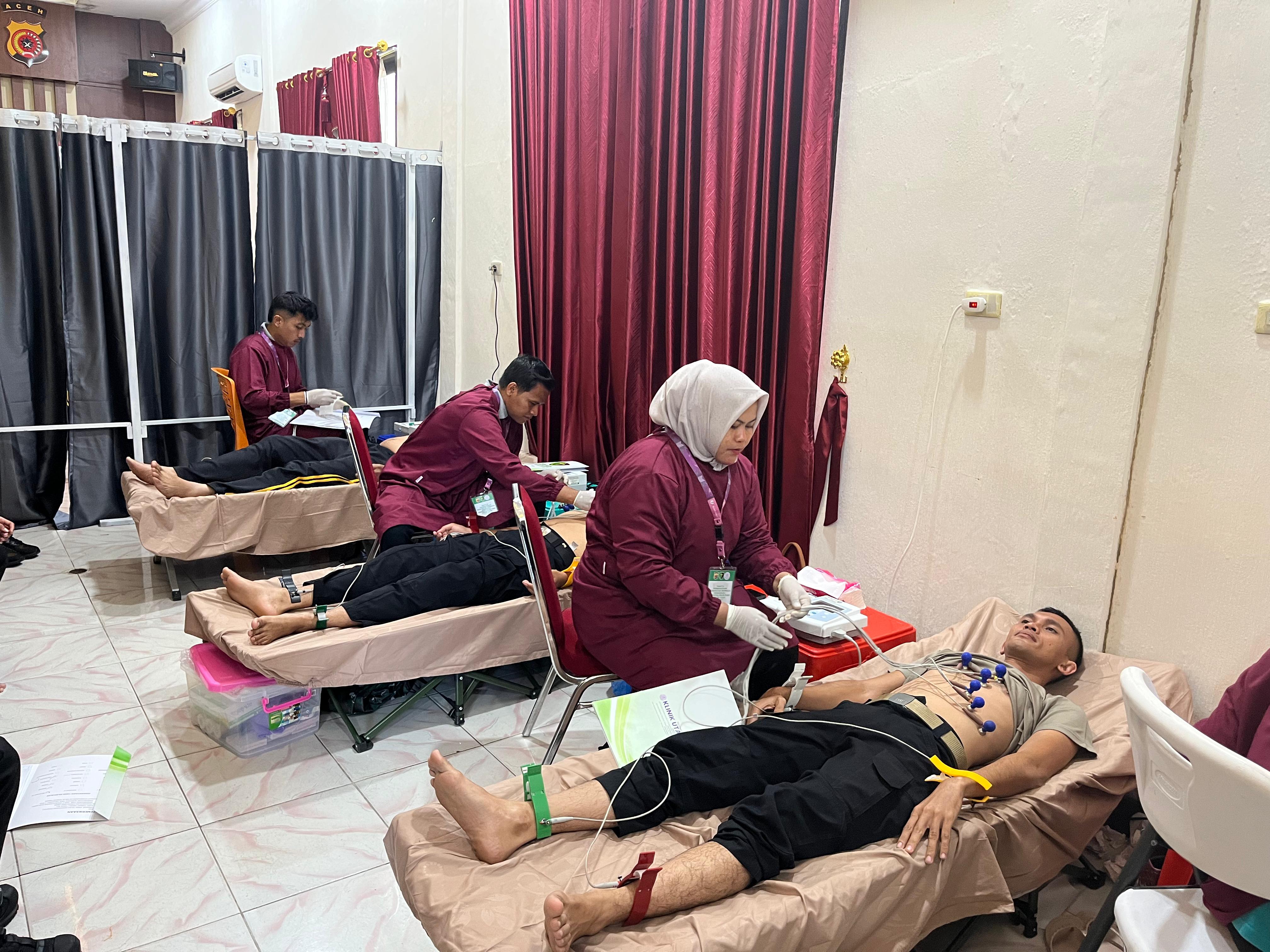 Brimob Aceh Gelar Pemeriksaan Berkala di Mapolres Nagan Raya