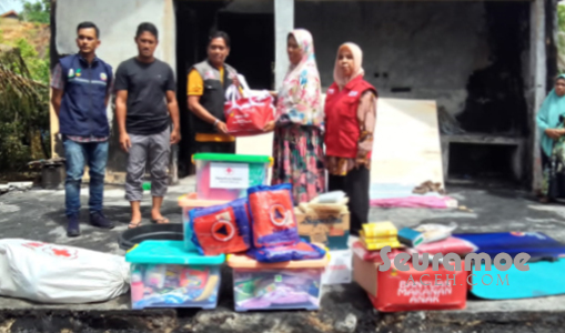 Korban Kebakaran Rumah di Aceh Jaya Terima Bantuan Masa Panik