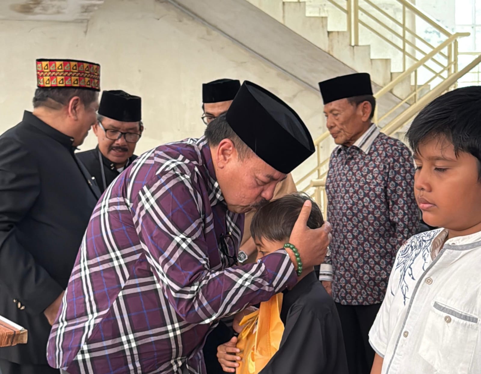 IKNR Banda Aceh Gelar Maulid Nabi, Bupati TRK Apresiasi Kebersamaan Warga
